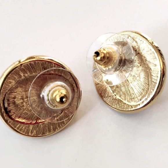 MONET Vintage Oval Pearl Gold Tone Clear Rhinestone Earrings - Picture 5 of 5